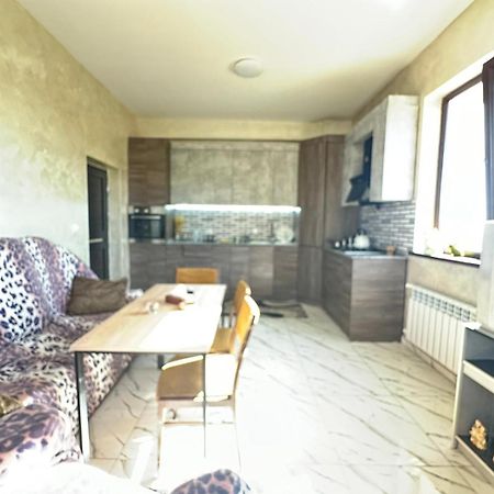 Abo Hotel Yerevan Exterior photo